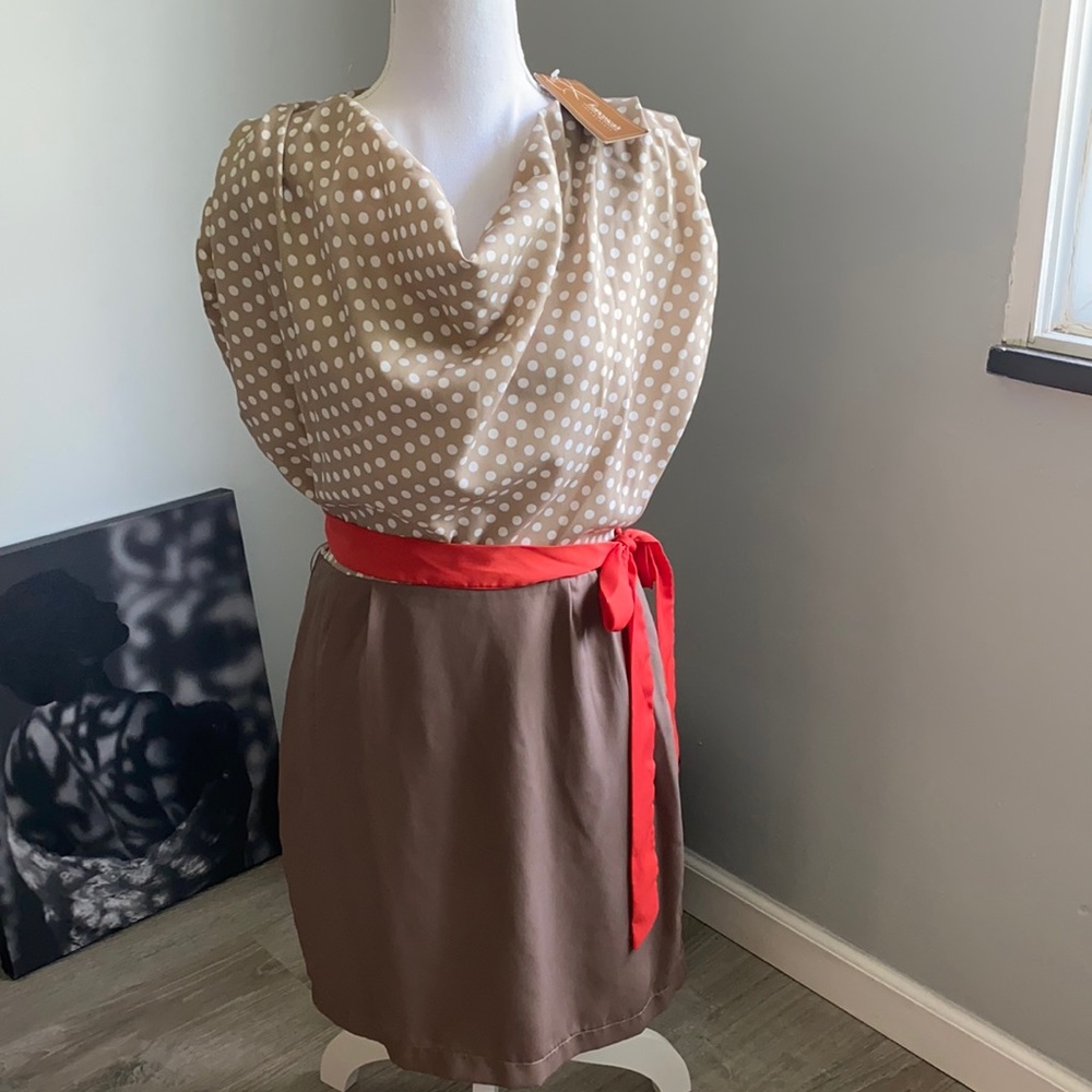 Tan polka dot dress size M NWT